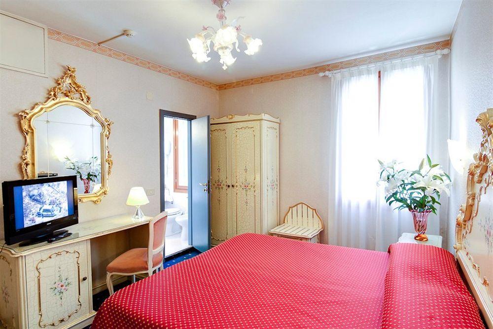 Diana Hotel Venecia