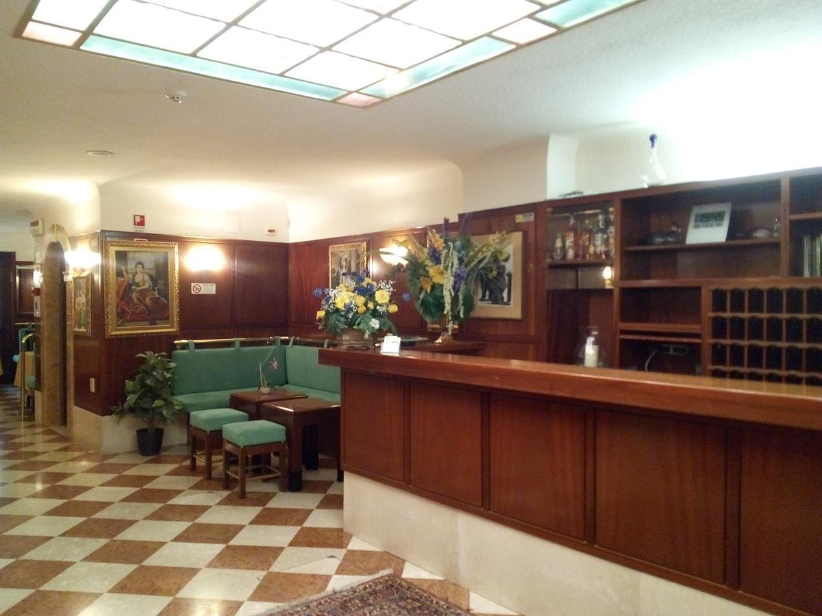 Diana Hotel Venecia